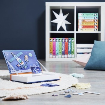 Magnetna knjiga- Kosmos 